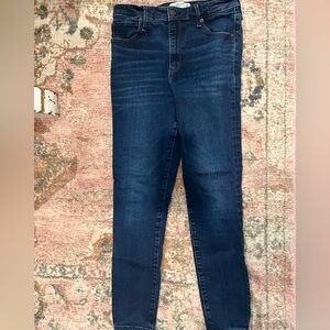 Women's Abercrombie and Fitch Dark Blue Skinny Jeans